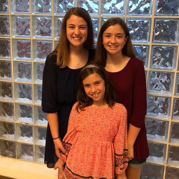 Meet your Posher, Lorie - Picture 1 of 1